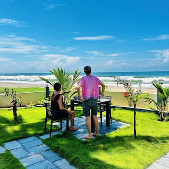 maadathil cottages and beach resort