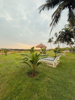 maadathil cottages and beach resort