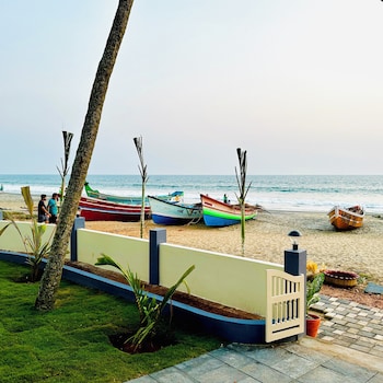 maadathil cottages and beach resort
