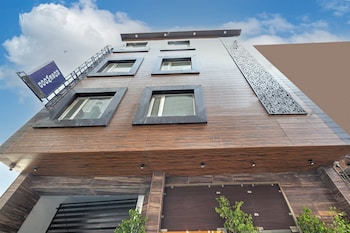 hotel rosewood near delhi airport