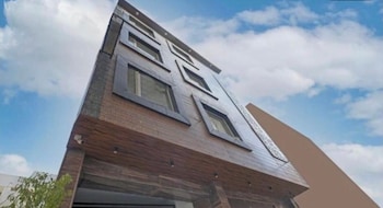 hotel rosewood near delhi airport