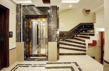 Hotel Rosewood Near Delhi Airport,,3 star