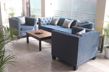 Axon Corporate Stays Newtown Kolkata,,4 star