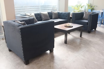 axon corporate stays newtown kolkata
