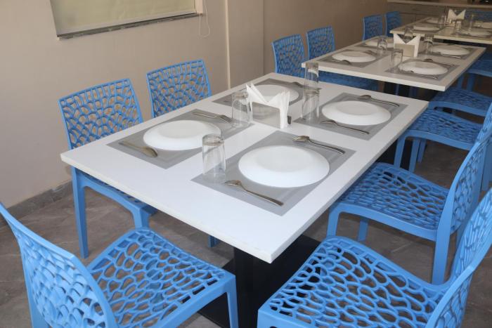 axon corporate stays newtown kolkata