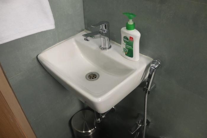 axon corporate stays newtown kolkata