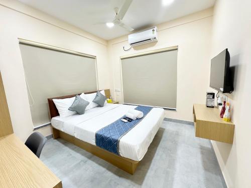 axon corporate stays newtown kolkata