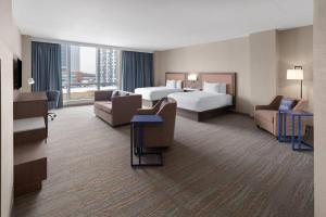 la quinta inn and suites by wyndham jamaica nyc jfk airtrain
