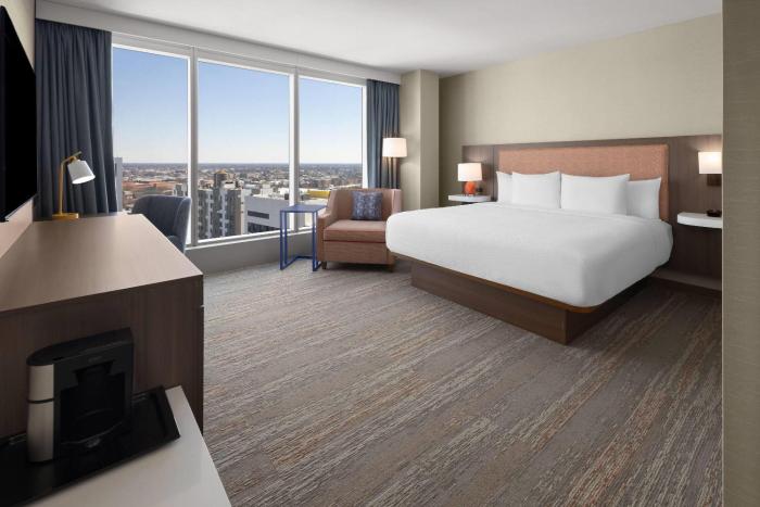 la quinta inn and suites by wyndham jamaica nyc jfk airtrain
