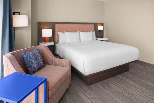 la quinta inn and suites by wyndham jamaica nyc jfk airtrain