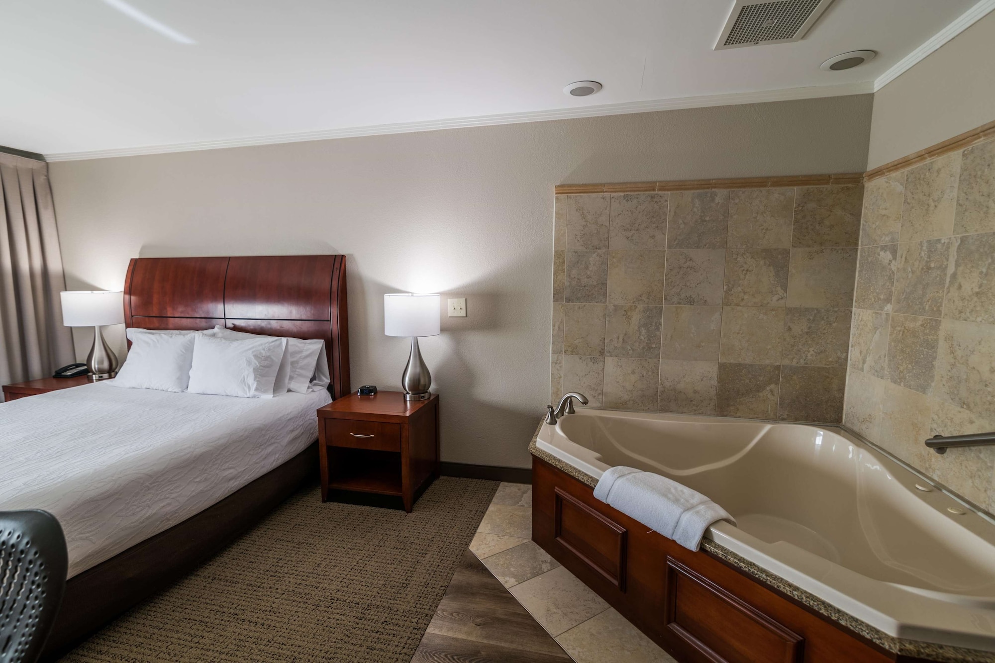 hilton garden inn bowling green