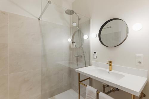 whitlock16 luxe aparthotel montgomery square brussels
