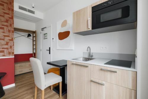 whitlock16 luxe aparthotel montgomery square brussels