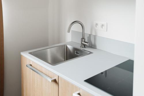 whitlock16 luxe aparthotel montgomery square brussels