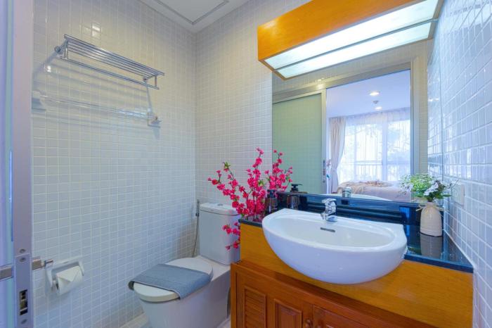 2 bedroom in prime location bsrs