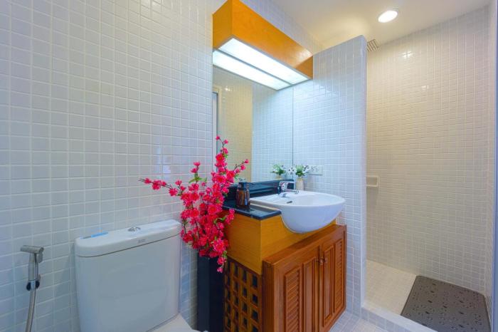 2 bedroom in prime location bsrs