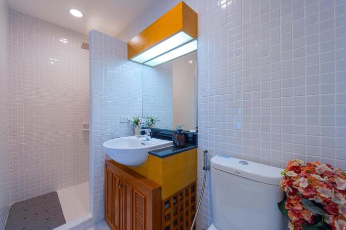 2 bedroom in prime location bsrs