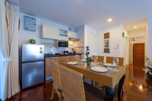 2 bedroom in prime location bsrs