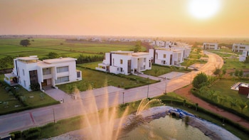 kings villa