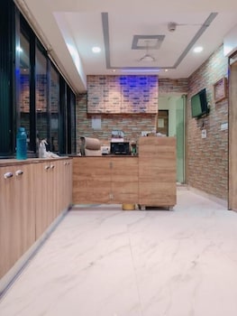 Hotel Royal Palace,,2 star