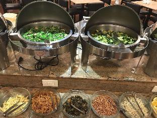 ying zhen hotel