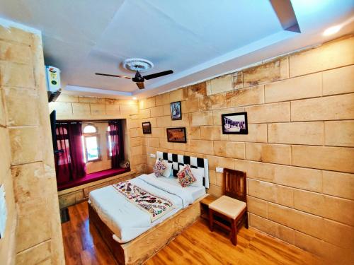 hotel jaswant palace