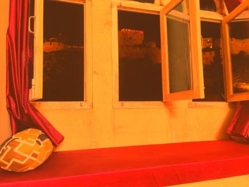 hotel jaswant palace