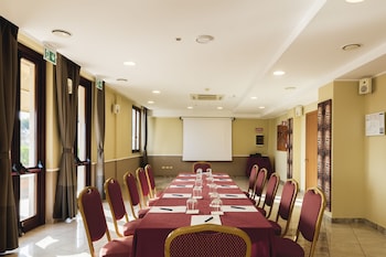 hotel ara solis
