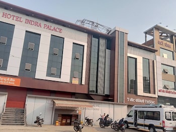 Hotel Indra Palace Jaunpur,,2 star