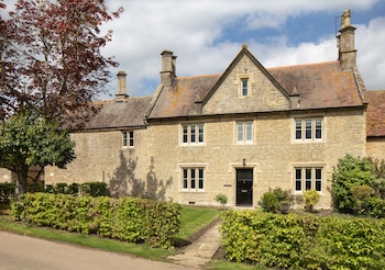 the falcon hotel
