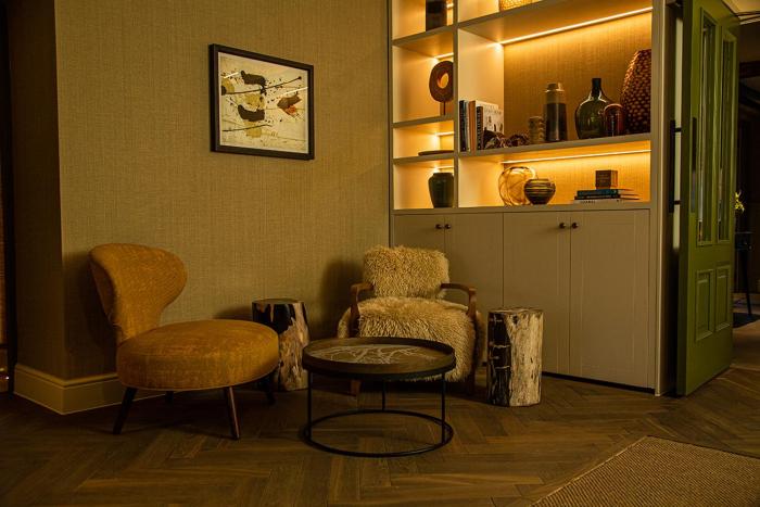 the falcon hotel