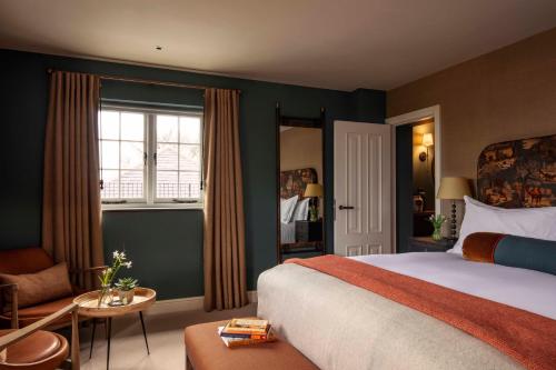 the falcon hotel
