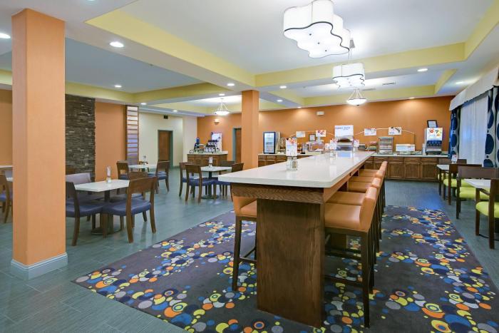 holiday inn express and suites monahans i 20