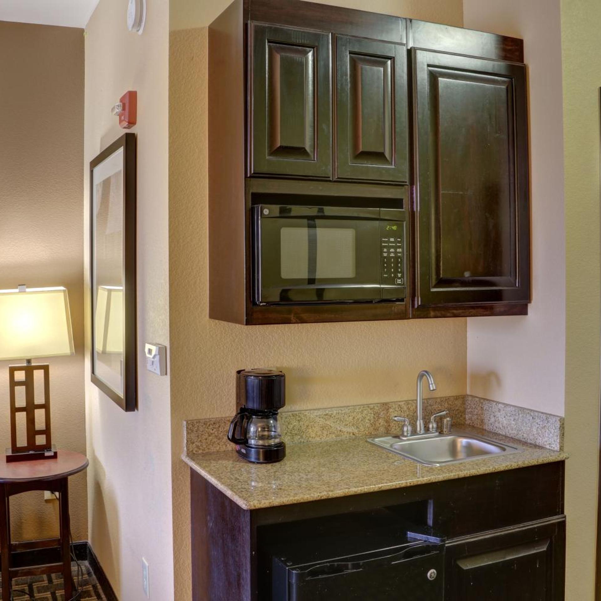 holiday inn express hotel and suites texarkana east by ihg