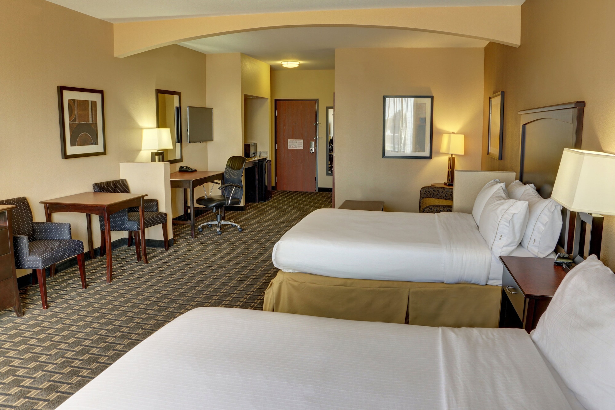 holiday inn express hotel and suites texarkana east by ihg