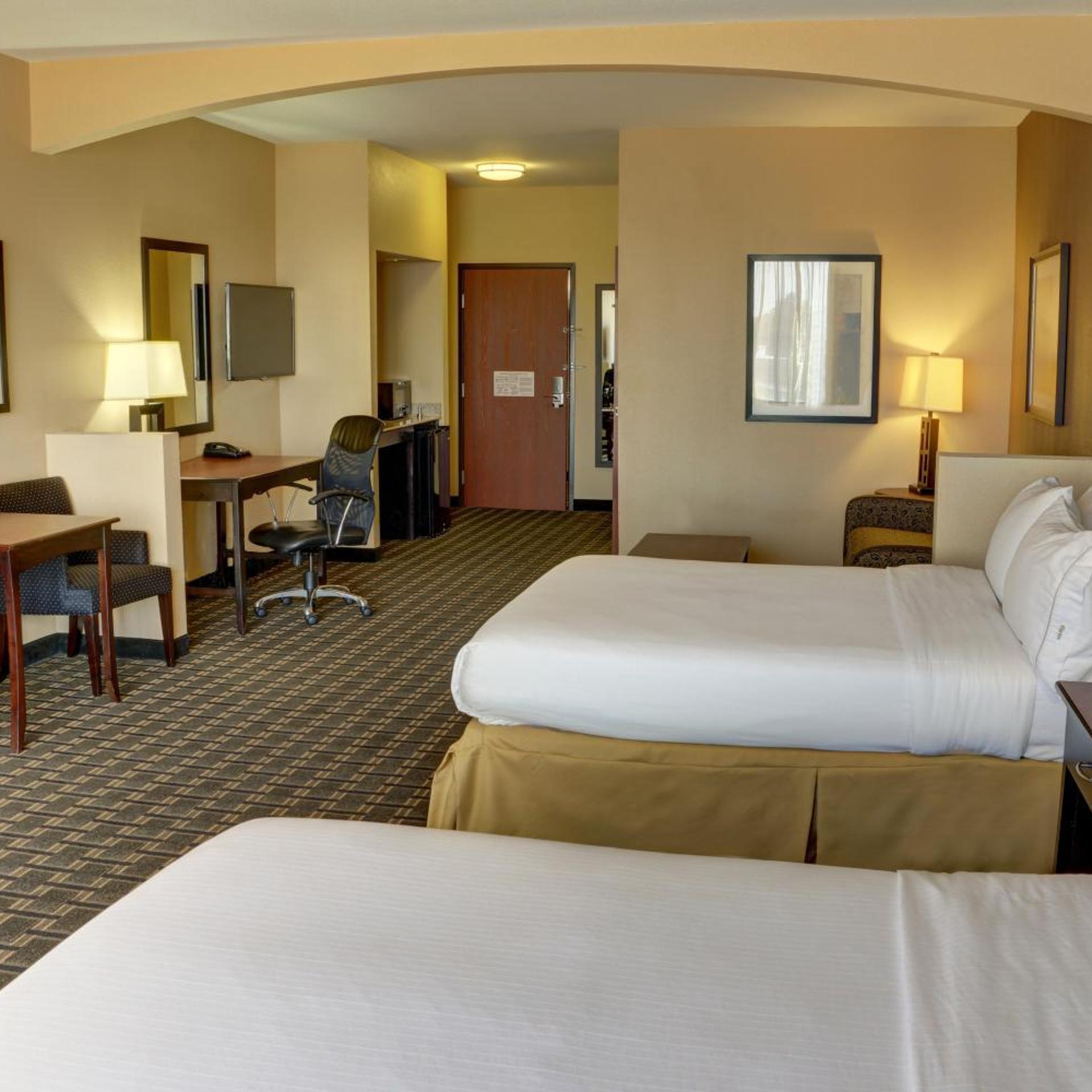 holiday inn express hotel and suites texarkana east by ihg