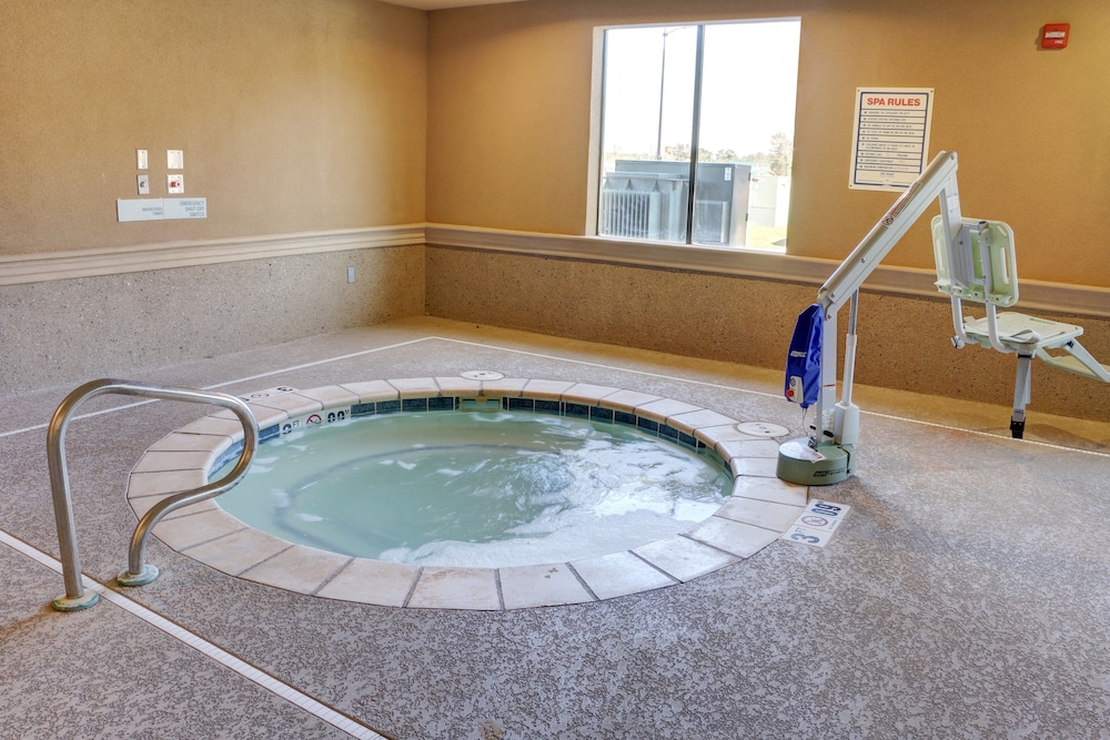 holiday inn express hotel and suites texarkana east by ihg