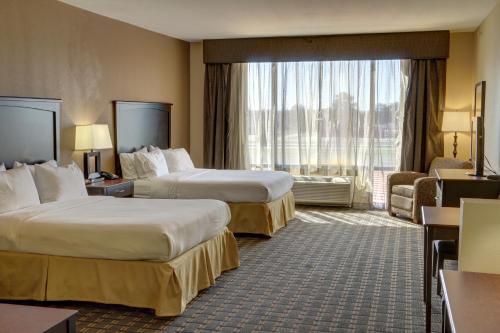 holiday inn express hotel and suites texarkana east by ihg