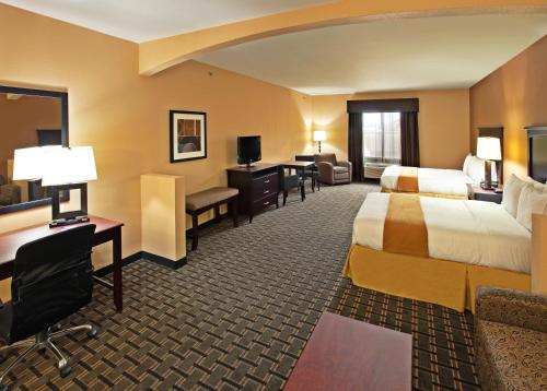 holiday inn express hotel and suites texarkana east by ihg