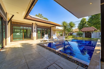 3 Br Pool Villa In Great Location Bub,,3 star