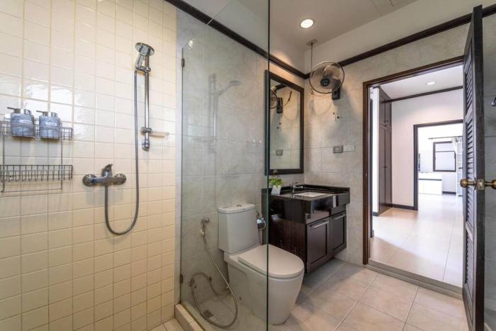 3 br pool villa in great location bub
