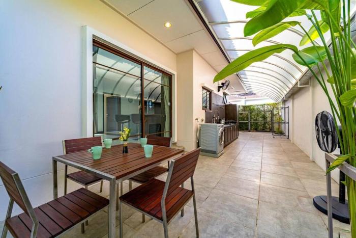 3 br pool villa in great location bub