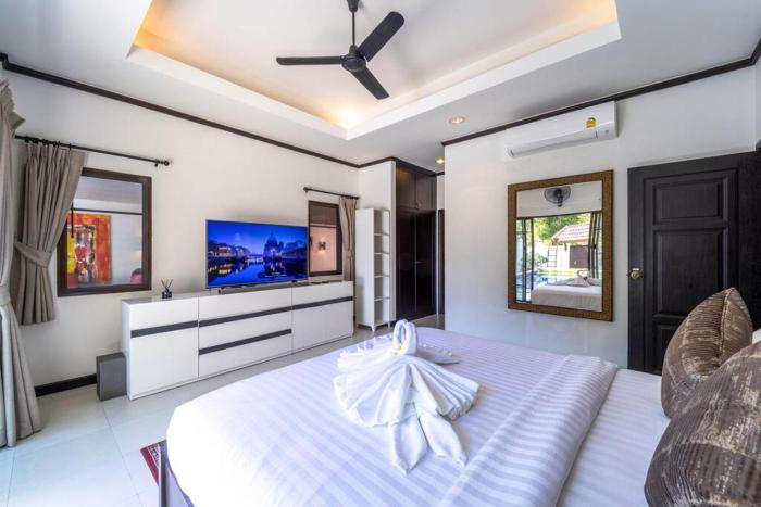 3 br pool villa in great location bub
