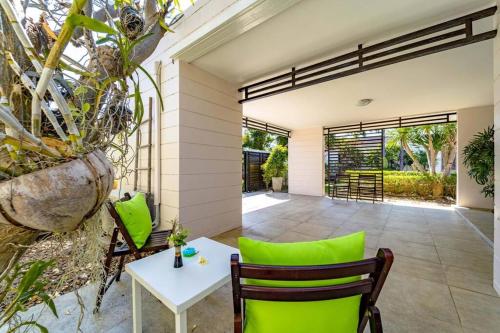 3 br pool villa in great location bub