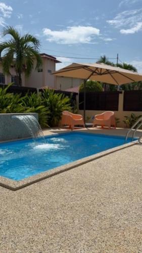 adina pool villa cenang langkawi 3b4r