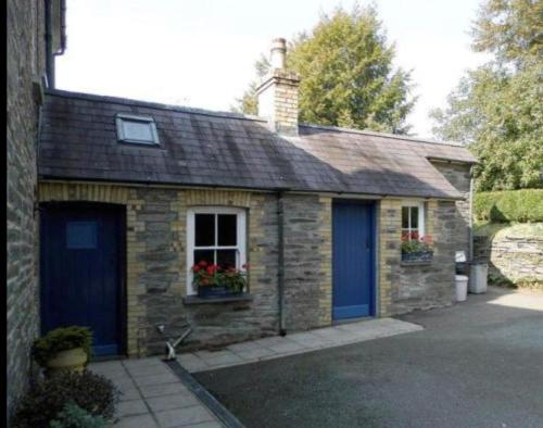 newcastle emlyn