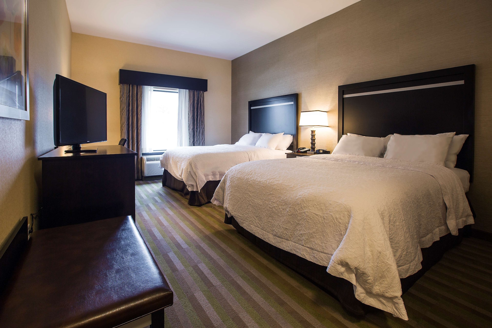 hampton inn and suites toledo westgate