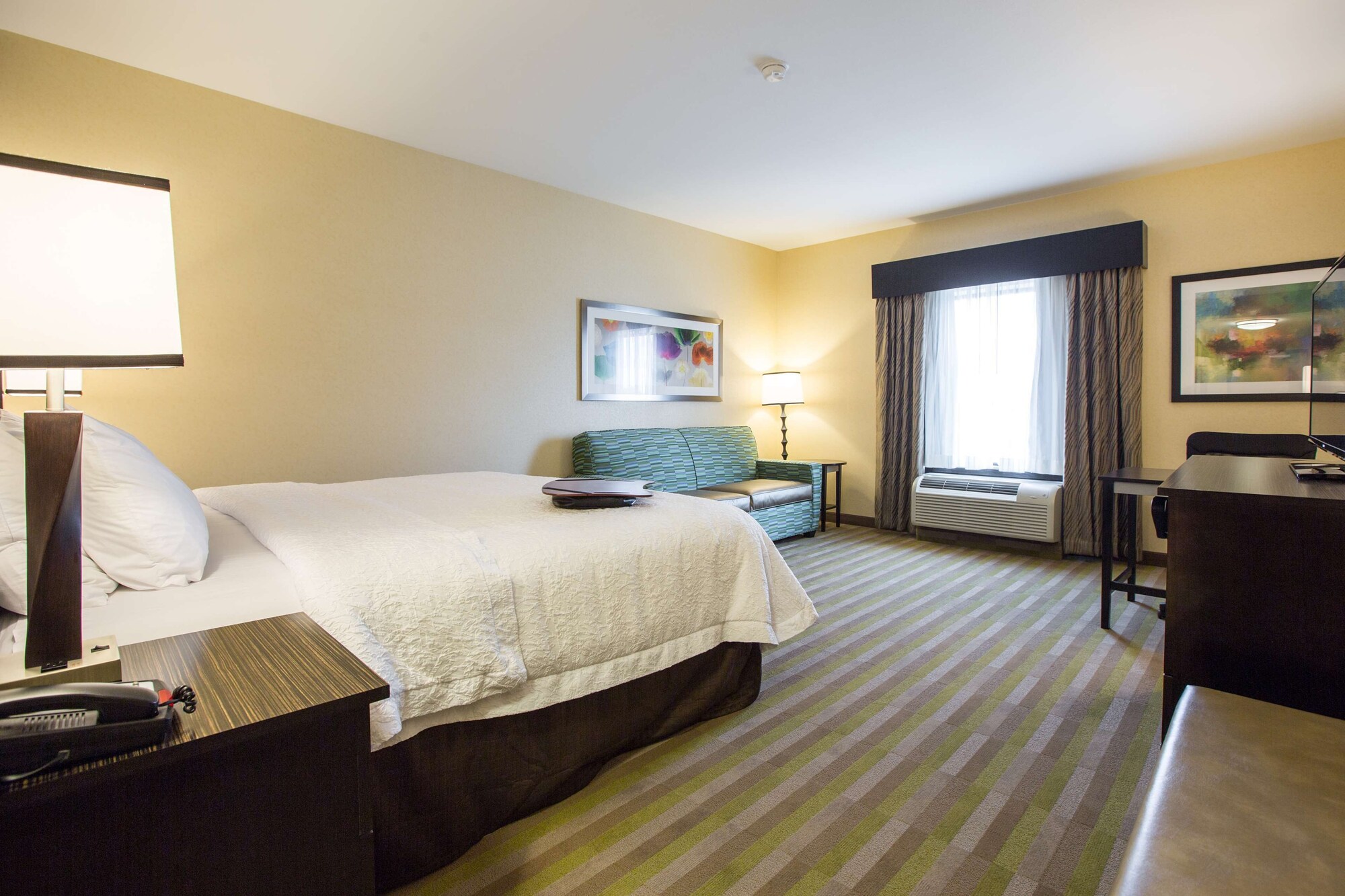 hampton inn and suites toledo westgate