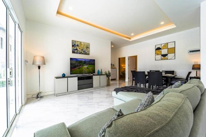 4 bedroom private pool villa ov10