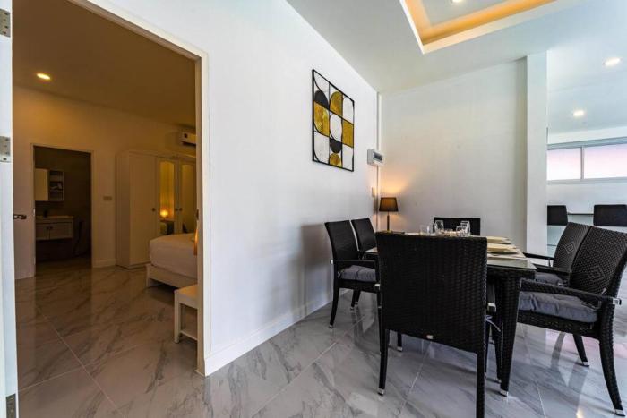 4 bedroom private pool villa ov10